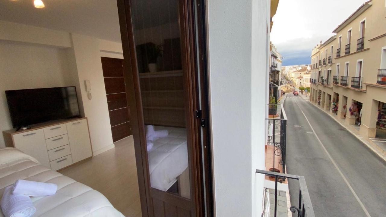 Apartamentos Puerta Del Tajo 龙达 外观 照片