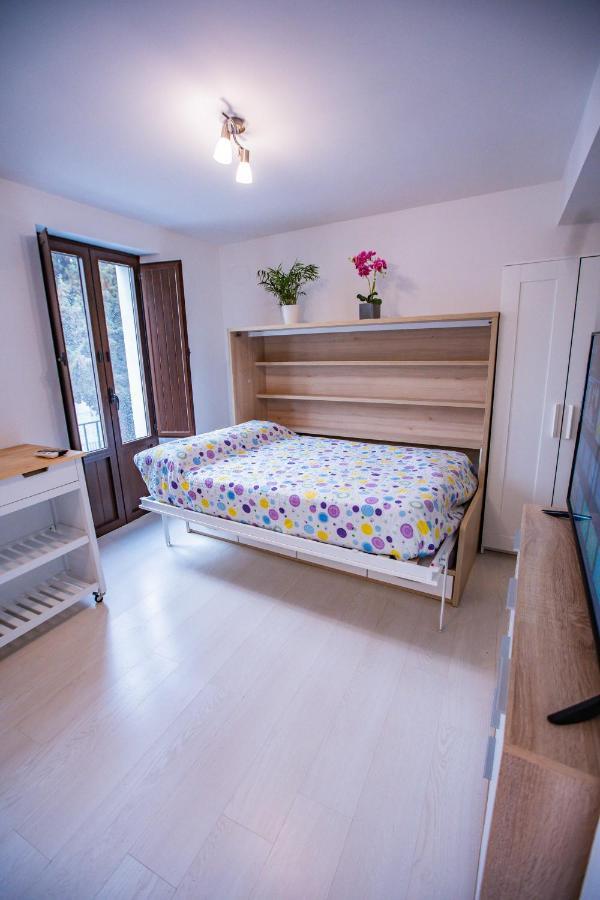 Apartamentos Puerta Del Tajo 龙达 外观 照片